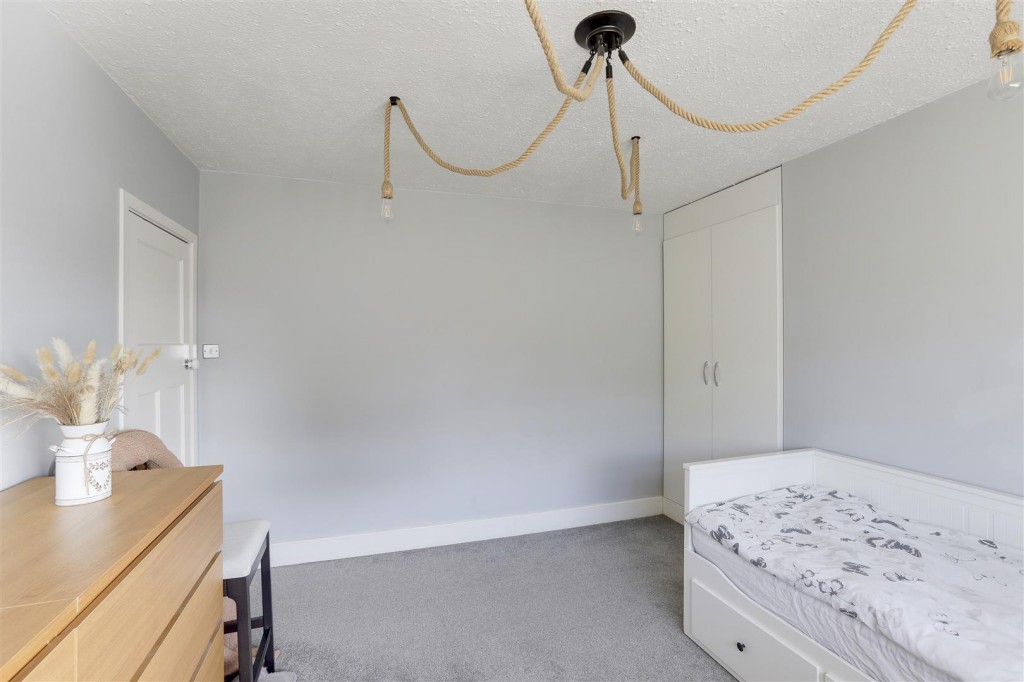 Oakleys Road, Long Eaton, Derbyshire, NG10 1FH