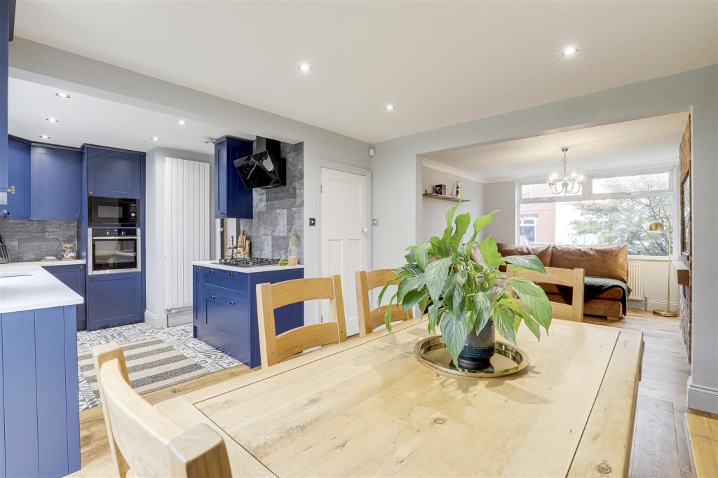 Oakleys Road, Long Eaton, Derbyshire, NG10 1FH