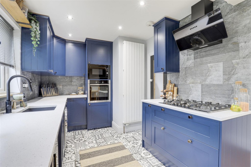 Oakleys Road, Long Eaton, Derbyshire, NG10 1FH