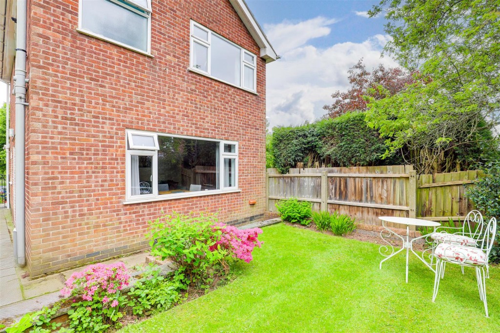 Georgia Drive, Arnold, Nottinghamshire, NG5 8HX