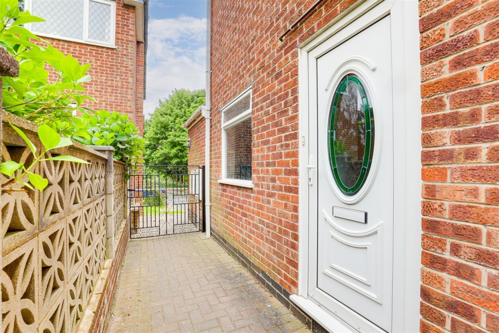 Georgia Drive, Arnold, Nottinghamshire, NG5 8HX