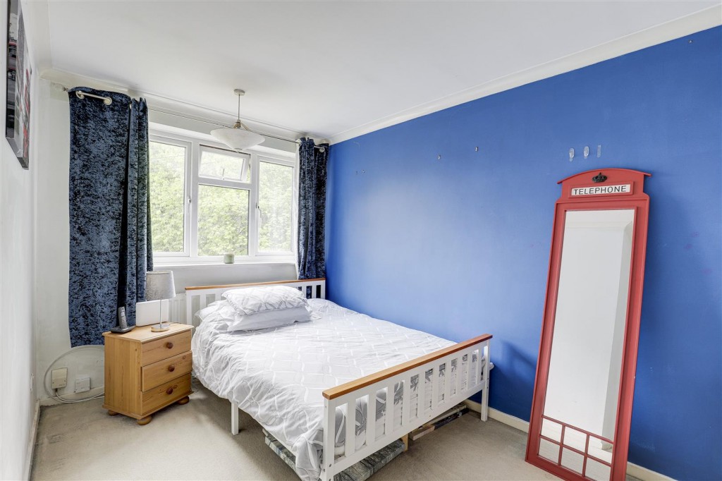 Georgia Drive, Arnold, Nottinghamshire, NG5 8HX