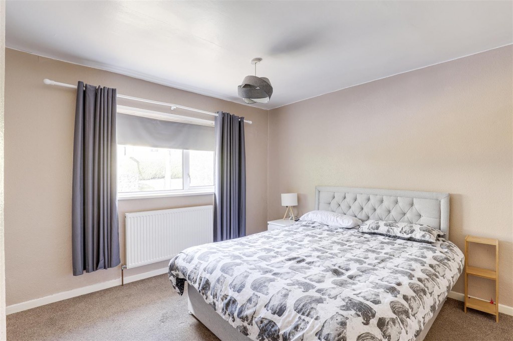Phoenix Avenue, Gedling, Nottinghamshire, NG4 4DT