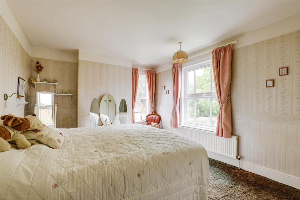 Lower Kirklington Road, Southwell, Nottinghamshire, NG25 0DX