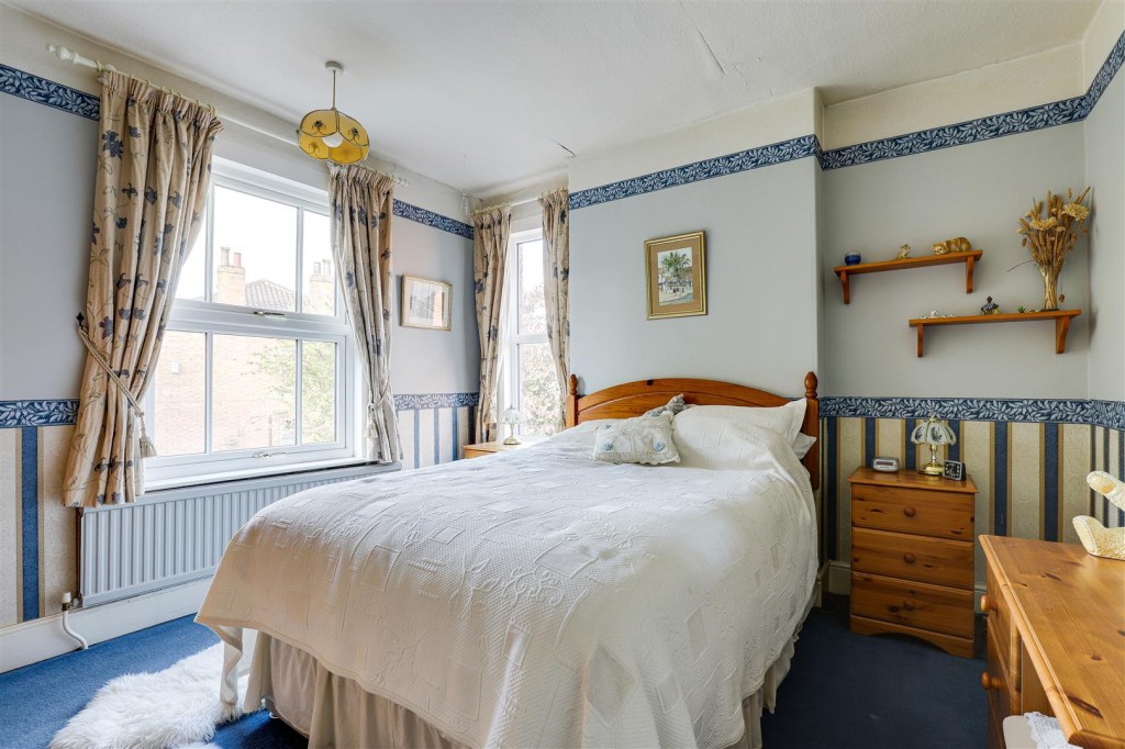 Lower Kirklington Road, Southwell, Nottinghamshire, NG25 0DX