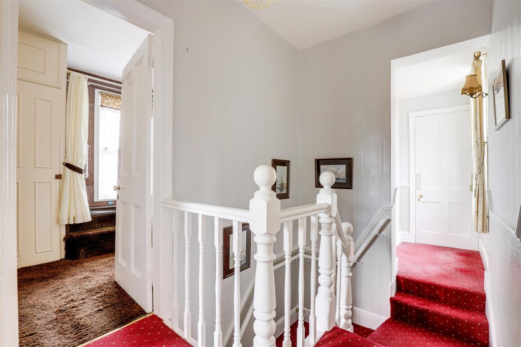 Lower Kirklington Road, Southwell, Nottinghamshire, NG25 0DX