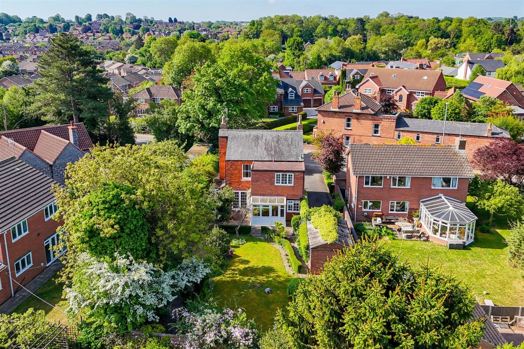 Lower Kirklington Road, Southwell, Nottinghamshire, NG25 0DX