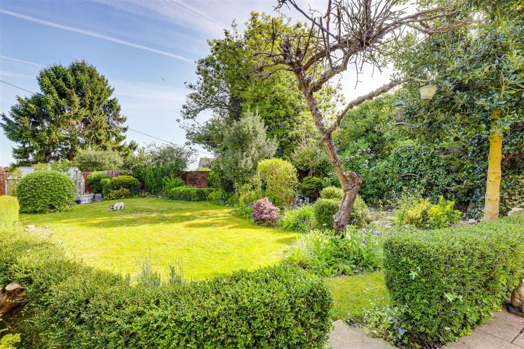 Lower Kirklington Road, Southwell, Nottinghamshire, NG25 0DX