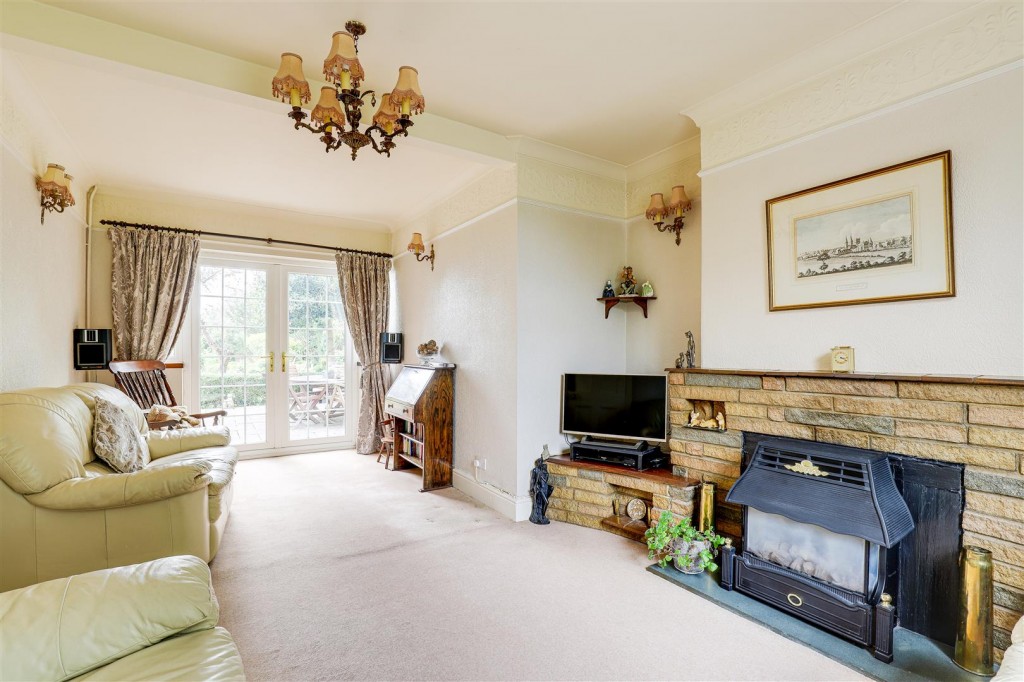 Lower Kirklington Road, Southwell, Nottinghamshire, NG25 0DX