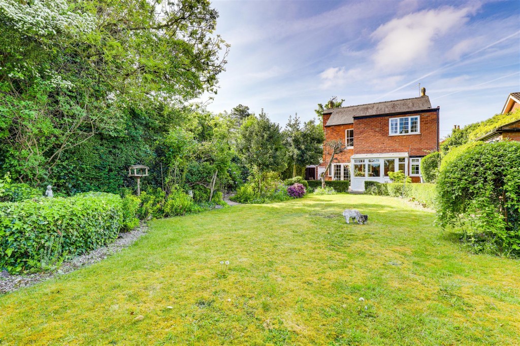 Lower Kirklington Road, Southwell, Nottinghamshire, NG25 0DX