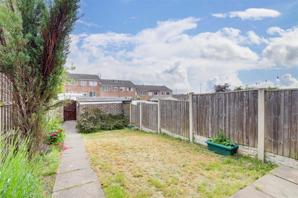 Howbeck Road, Arnold, Nottingham, NG5 8QE