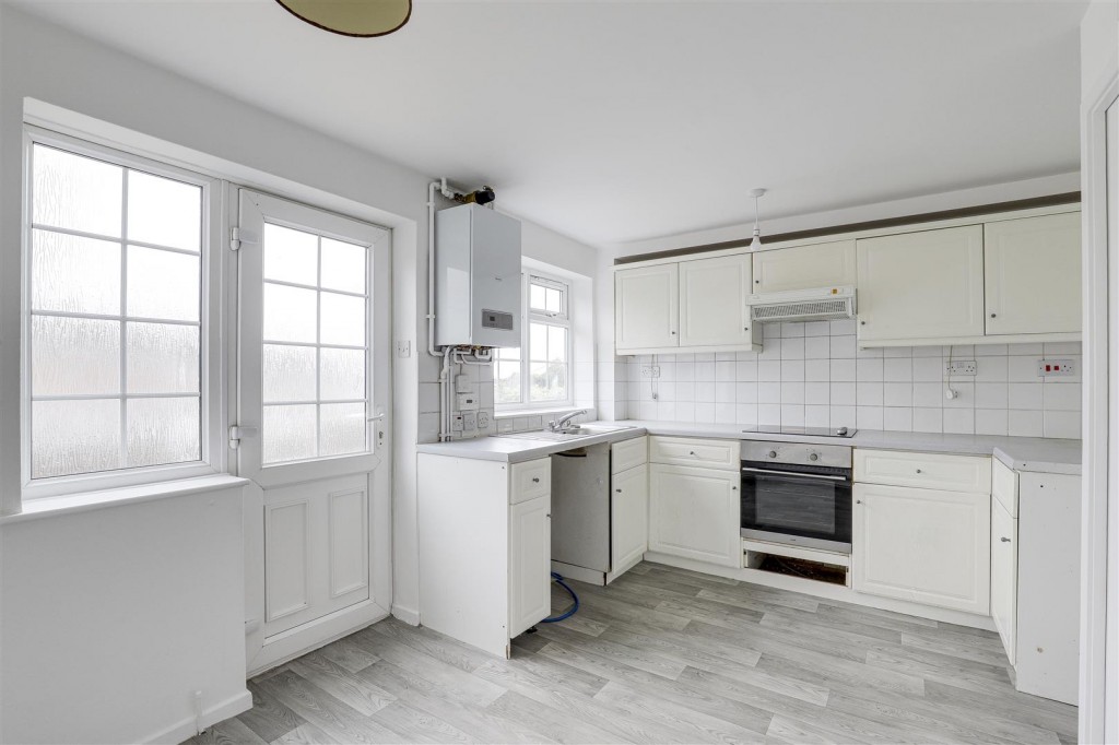 Howbeck Road, Arnold, Nottingham, NG5 8QE