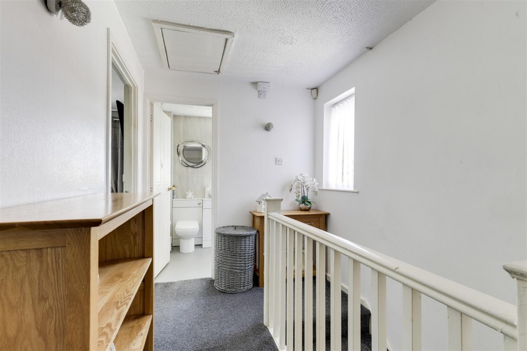 Downes Close, Bulwell, Nottinghamshire, NG6 7DU