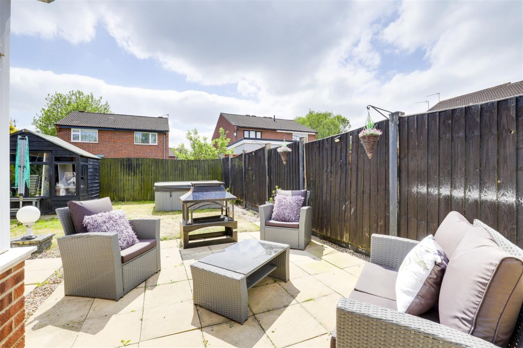 Downes Close, Bulwell, Nottinghamshire, NG6 7DU