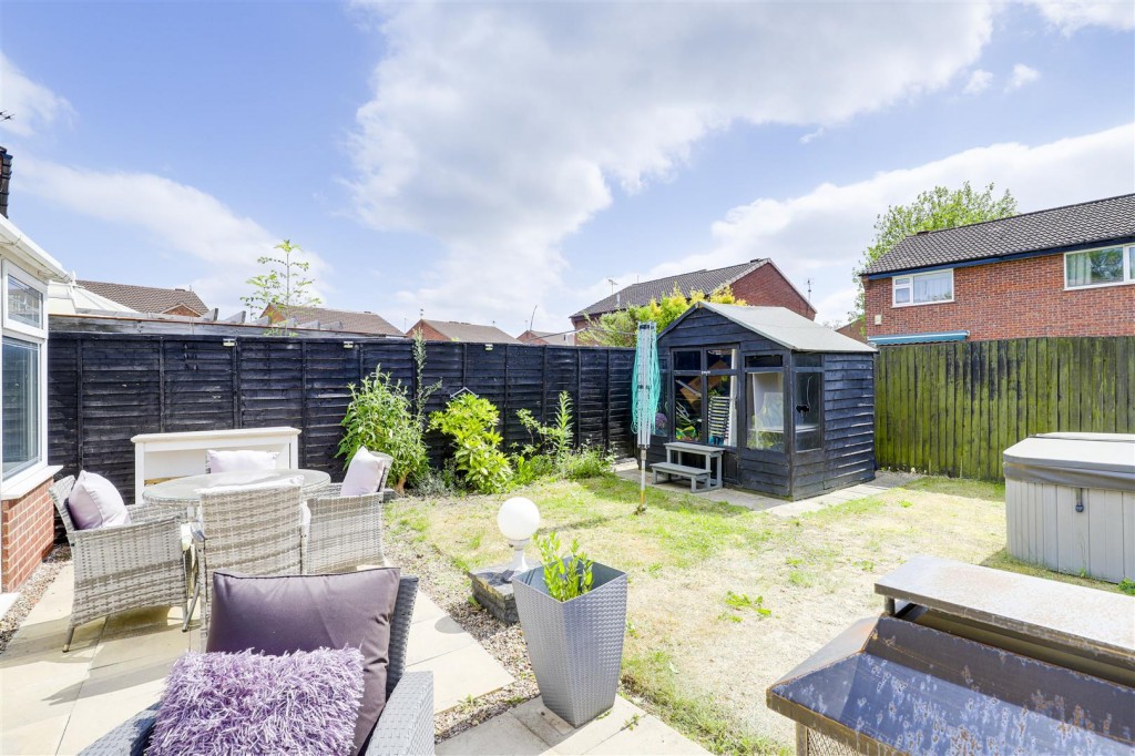 Downes Close, Bulwell, Nottinghamshire, NG6 7DU