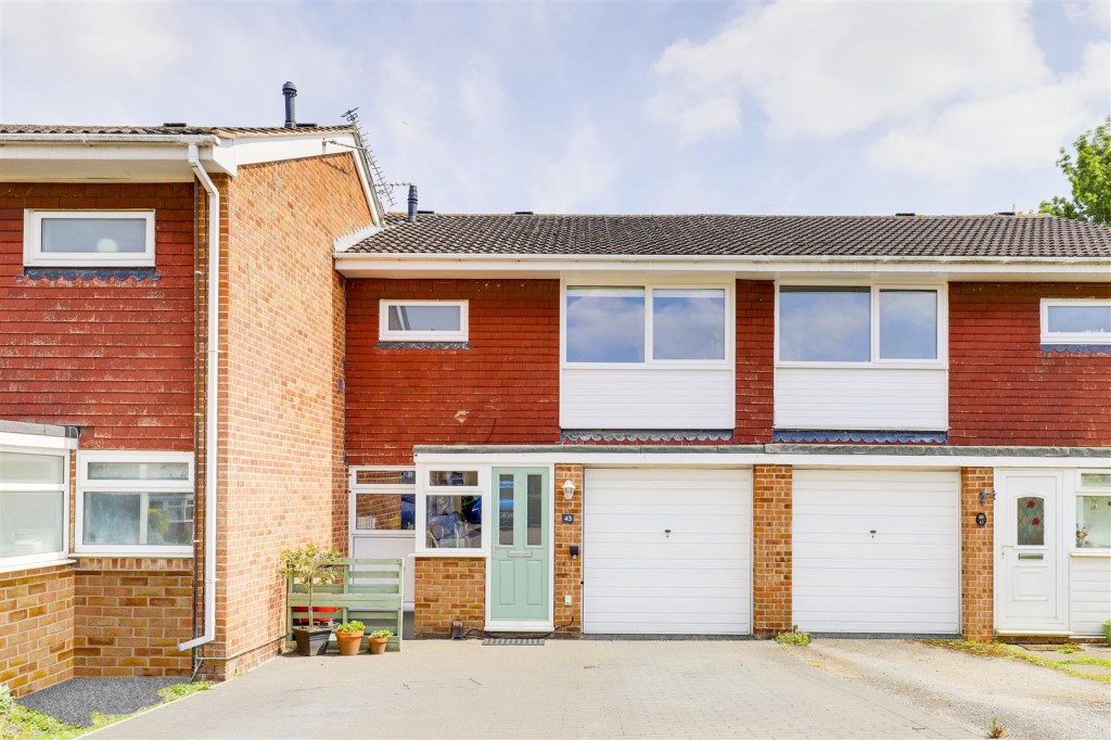 Nearsby Drive, West Bridgford, Nottinghamshire, NG2 6LA