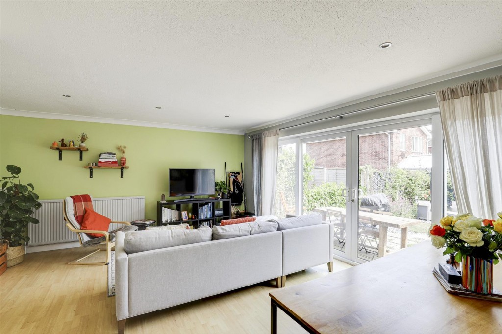 Nearsby Drive, West Bridgford, Nottinghamshire, NG2 6LA
