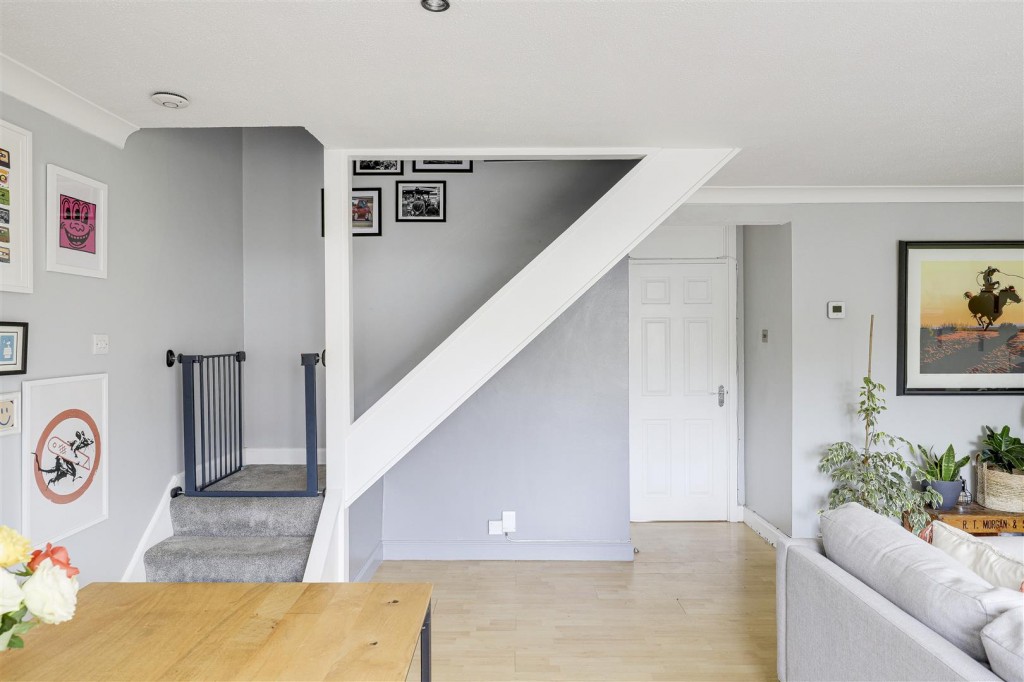 Nearsby Drive, West Bridgford, Nottinghamshire, NG2 6LA