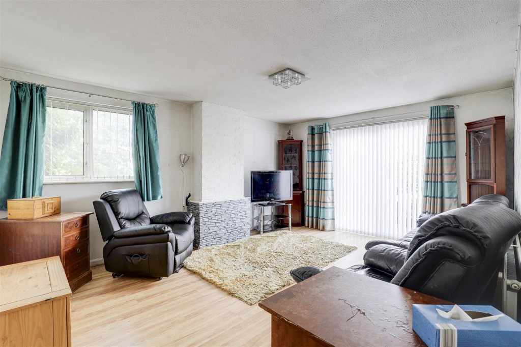 Longwood Court, Top Valley, Nottinghamshire, NG5 9NF