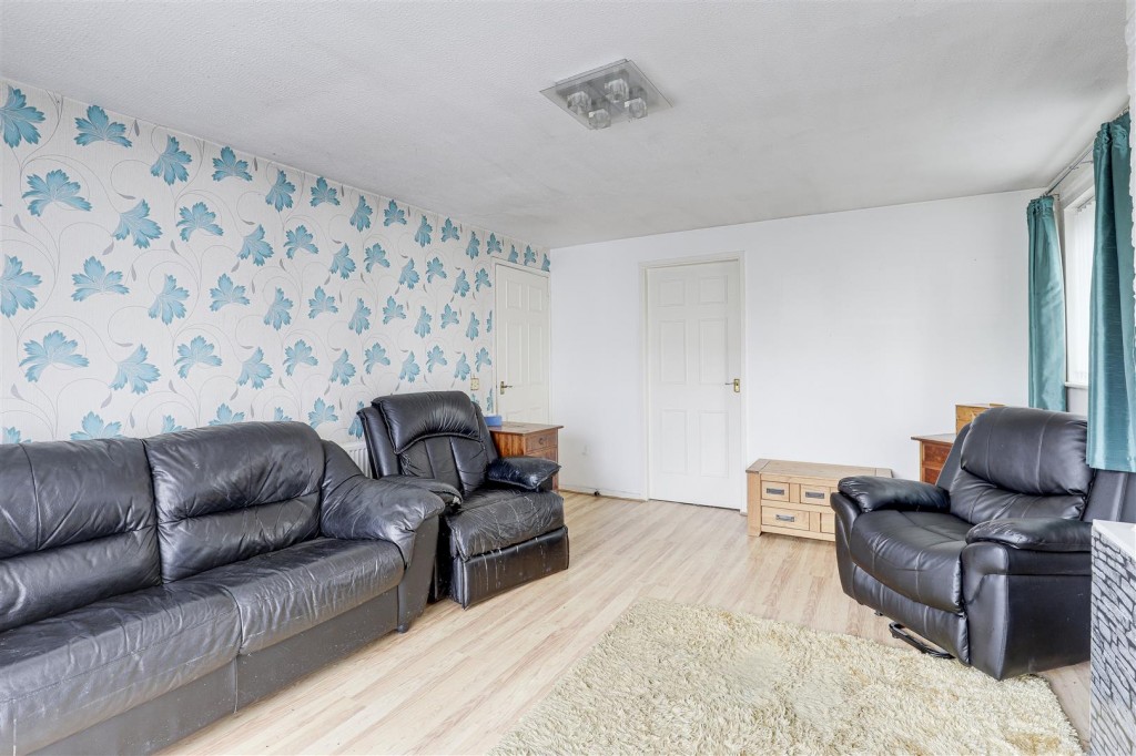 Longwood Court, Top Valley, Nottinghamshire, NG5 9NF