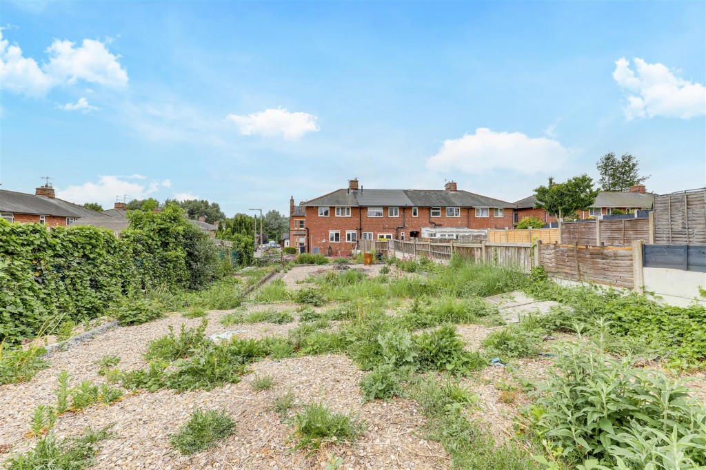 The Square, Bestwood Village, Nottinghamshire, NG6 8TS