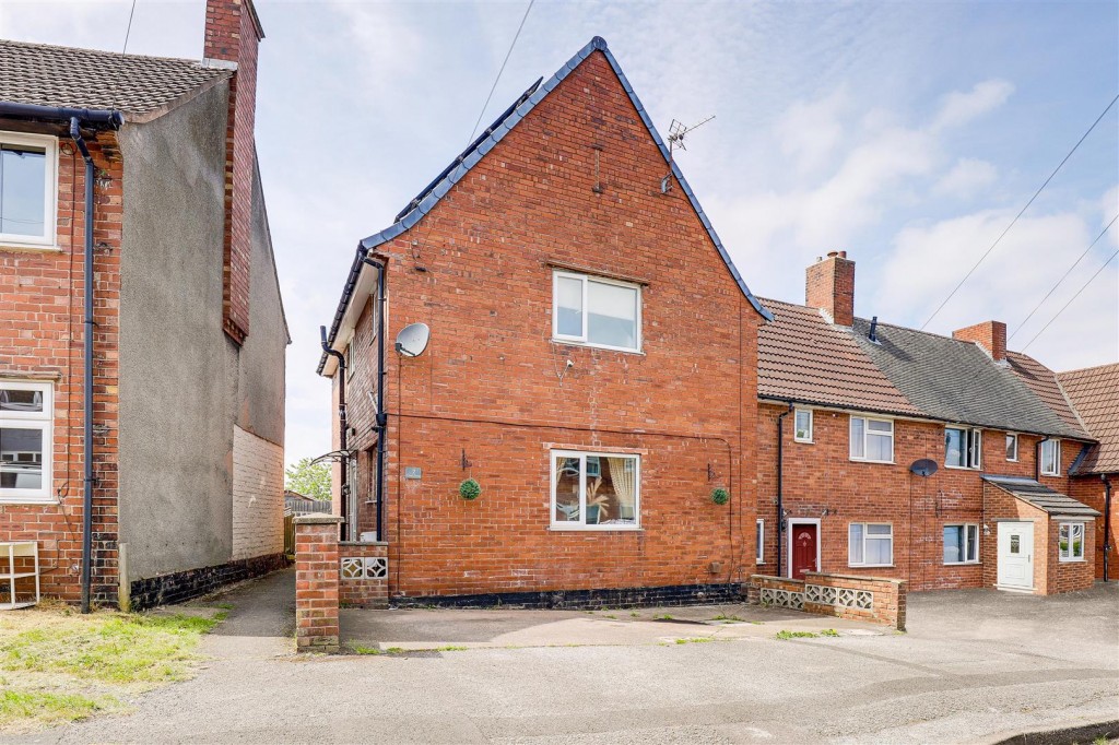Cross Drive, Rainworth, Mansfield, Noittinghamshire, NG21 0JU