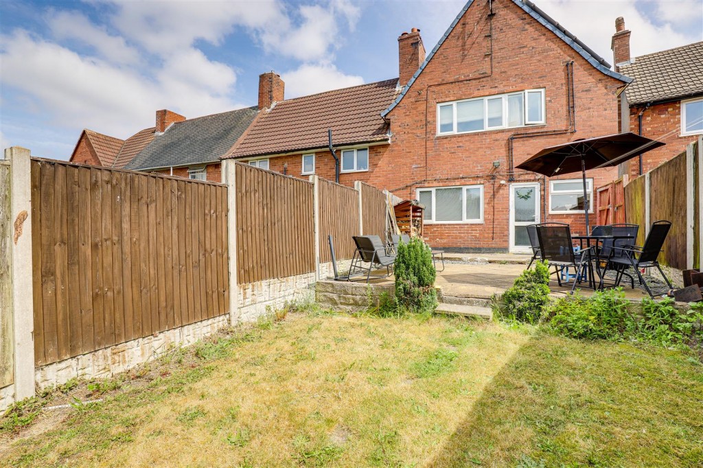 Cross Drive, Rainworth, Mansfield, Noittinghamshire, NG21 0JU