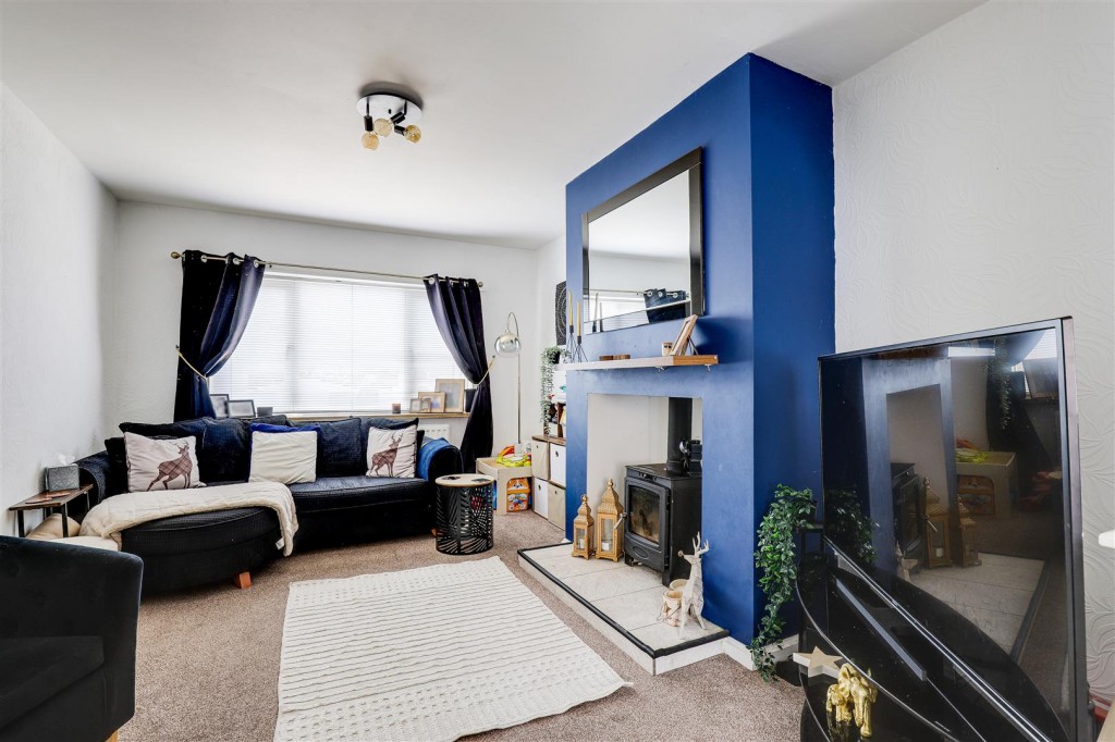 Cross Drive, Rainworth, Mansfield, Noittinghamshire, NG21 0JU