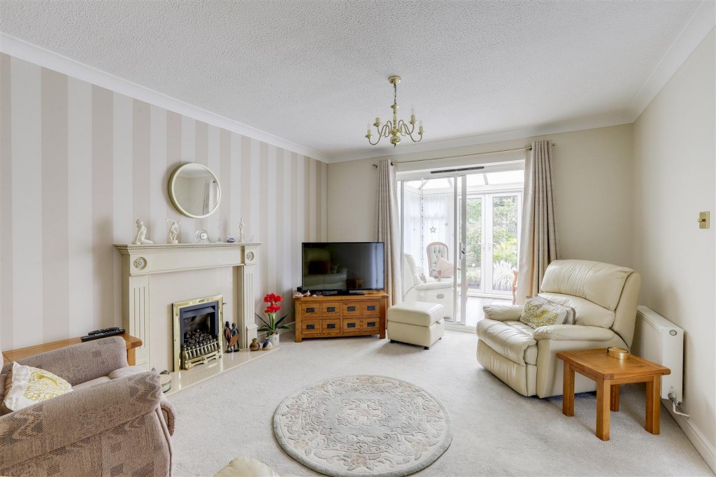 Sandwell Close, Long Eaton, Derbyshire, NG10 3RG