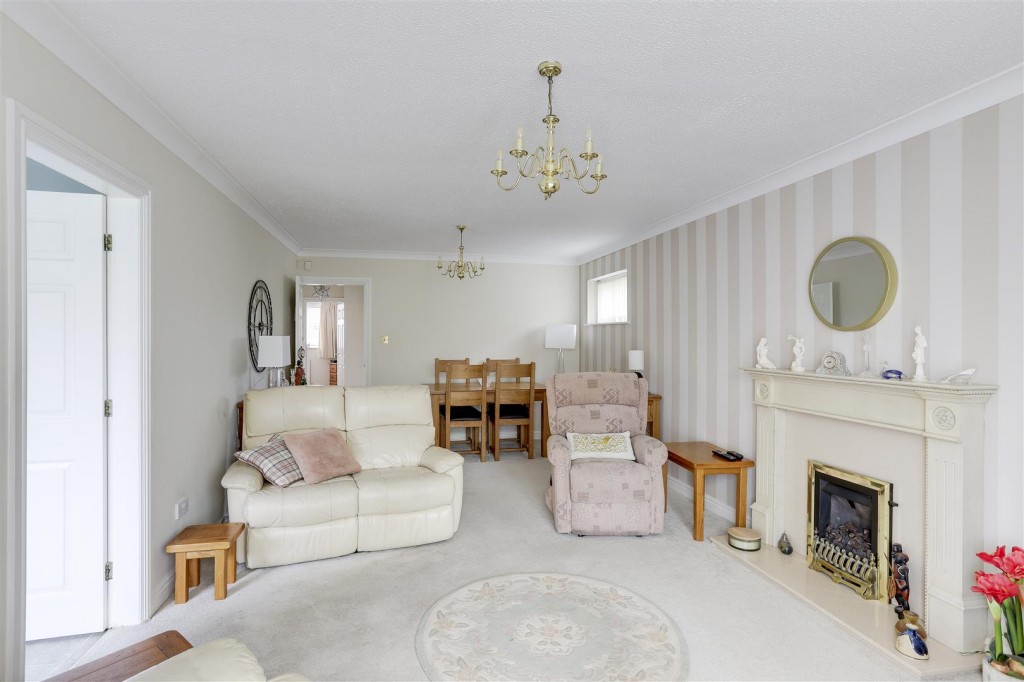 Sandwell Close, Long Eaton, Derbyshire, NG10 3RG