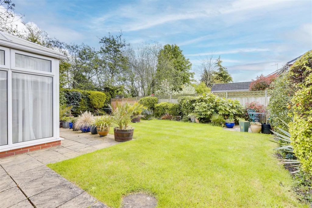 Sandwell Close, Long Eaton, Derbyshire, NG10 3RG
