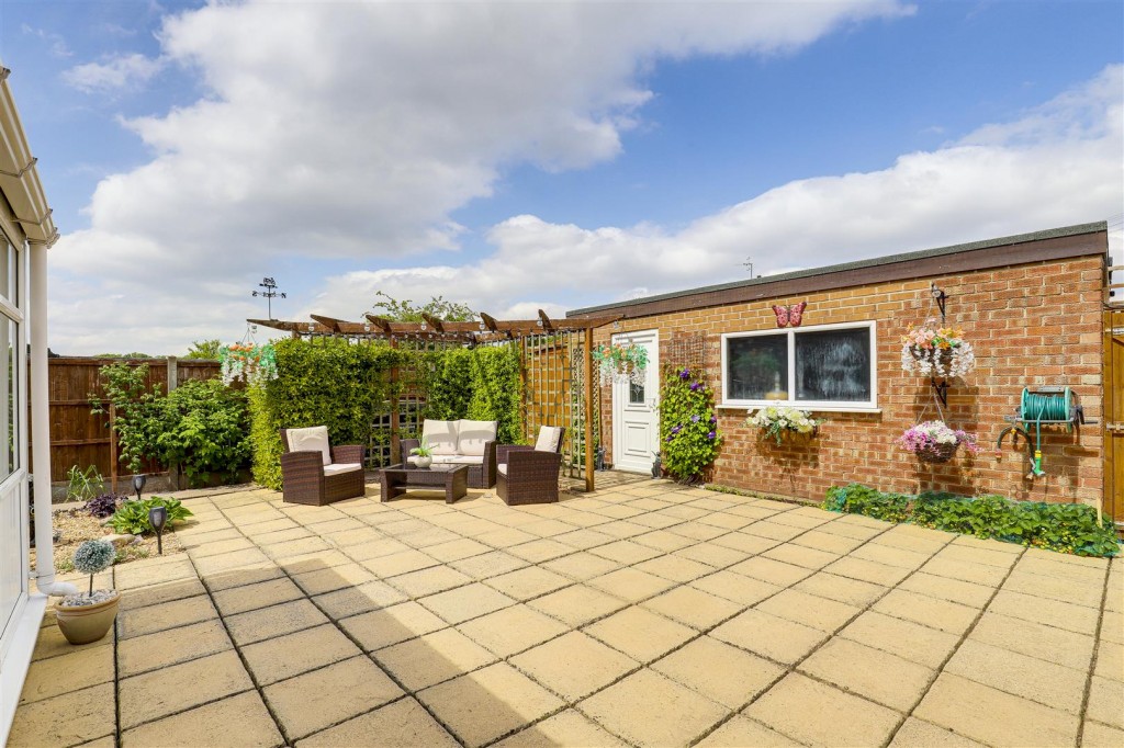 Cranston Avenue, Arnold, Nottinghamshire, NG5 8DP