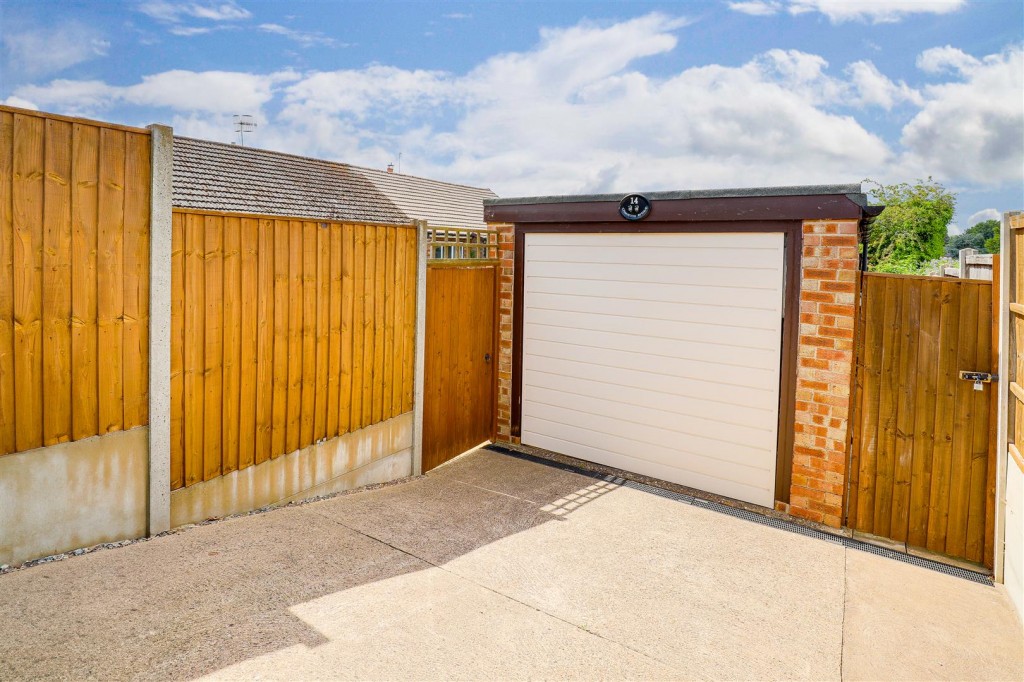 Cranston Avenue, Arnold, Nottinghamshire, NG5 8DP