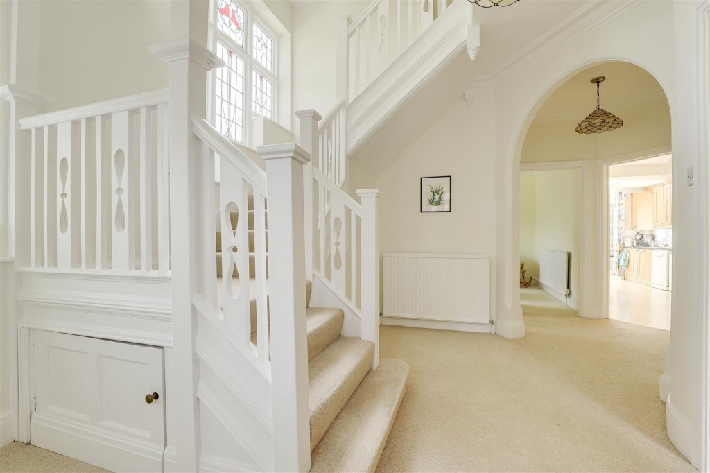 Edward Road, West Bridgford, Nottinghamshire, NG2 5GE