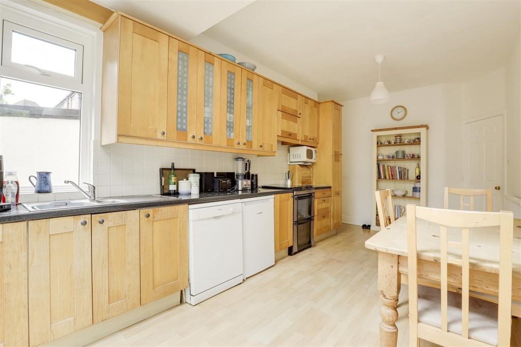 Edward Road, West Bridgford, Nottinghamshire, NG2 5GE