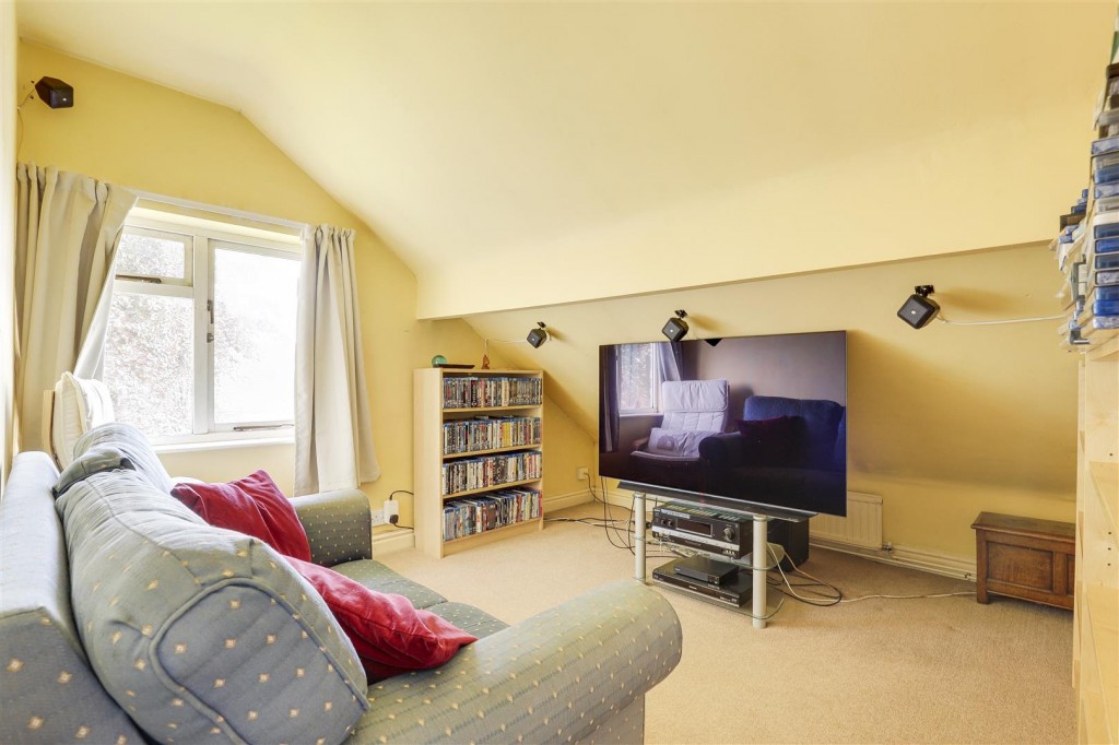 Edward Road, West Bridgford, Nottinghamshire, NG2 5GE