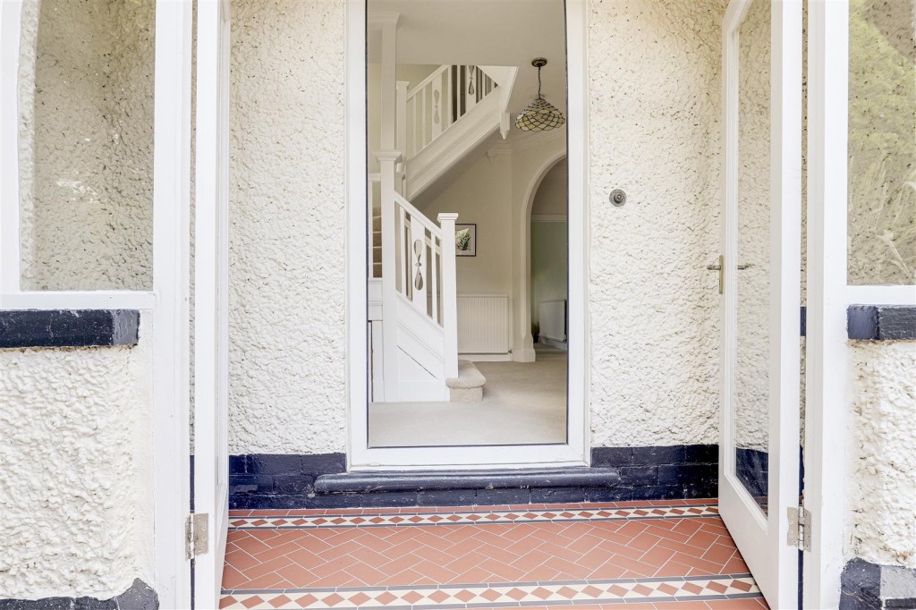 Edward Road, West Bridgford, Nottinghamshire, NG2 5GE