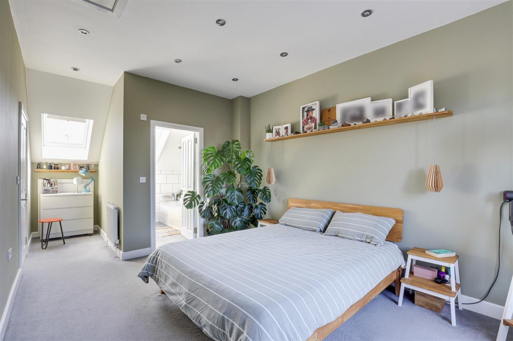 Sceptre Street, Sherwood, Nottinghamshire, NG5 2HT
