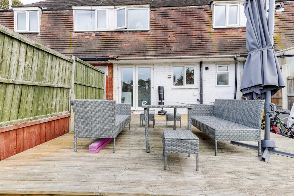 Rosecroft Drive, Daybrook, Nottinghamshire, NG5 6EN