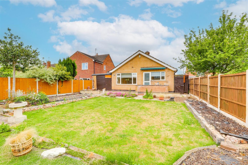Charles Avenue, Sandiacre, Nottinghamshire, NG10 5BX