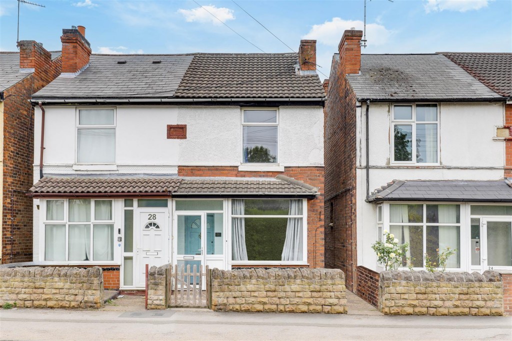 Standhill Road, Carlton, Nottinghamshire, NG4 1JN