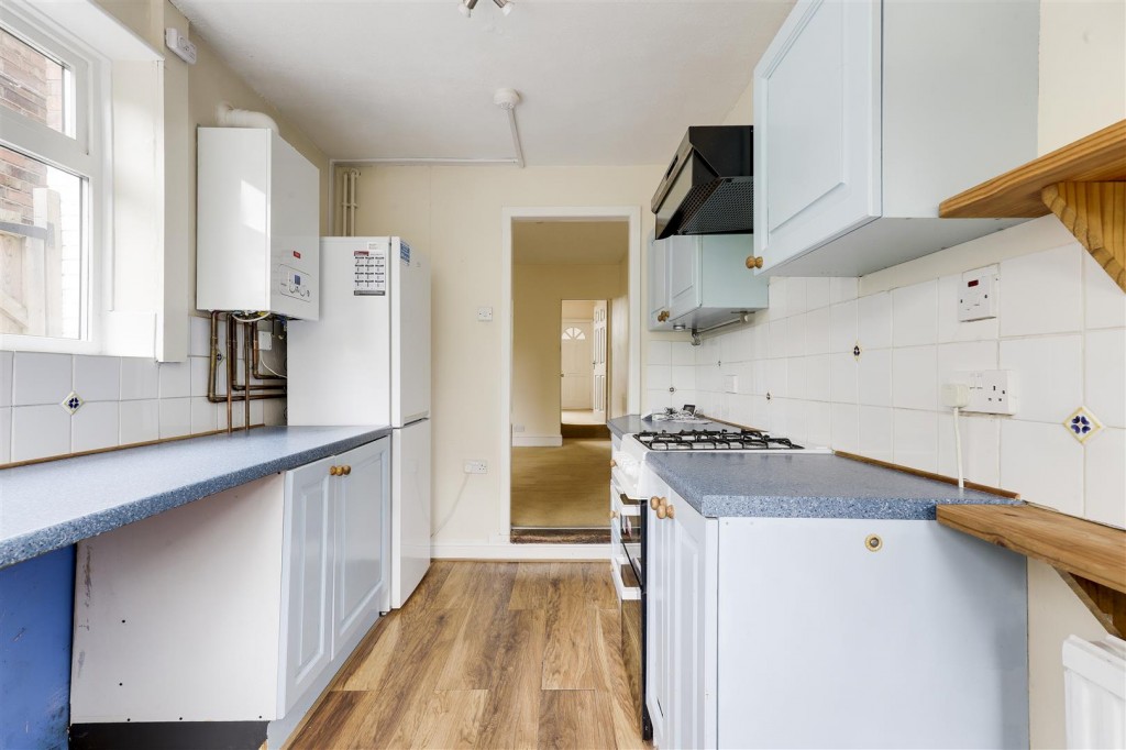 Standhill Road, Carlton, Nottinghamshire, NG4 1JN