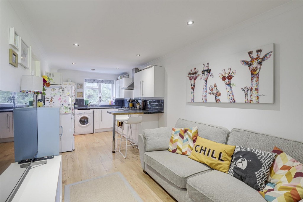 Beckett Court, Gedling, Nottinghamshire, NG4 4GS