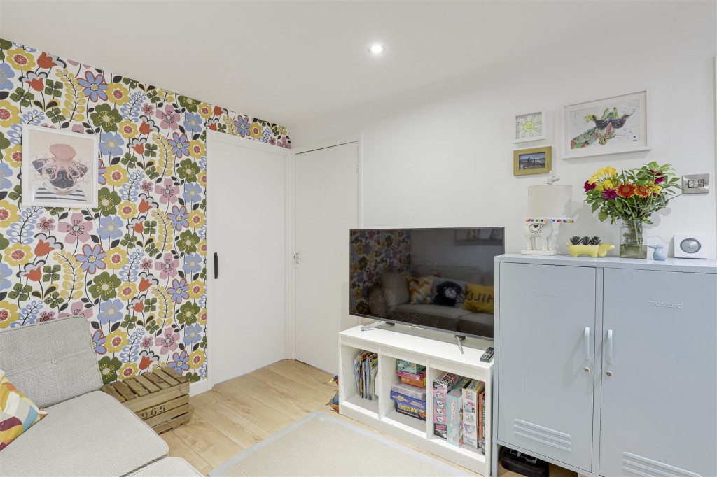 Beckett Court, Gedling, Nottinghamshire, NG4 4GS