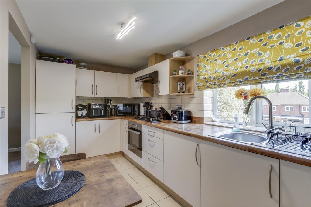 Kenbrook Road, Hucknall, Nottinghamshire, NG15 8HS