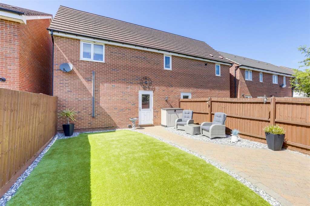Kenbrook Road, Hucknall, Nottinghamshire, NG15 8HS
