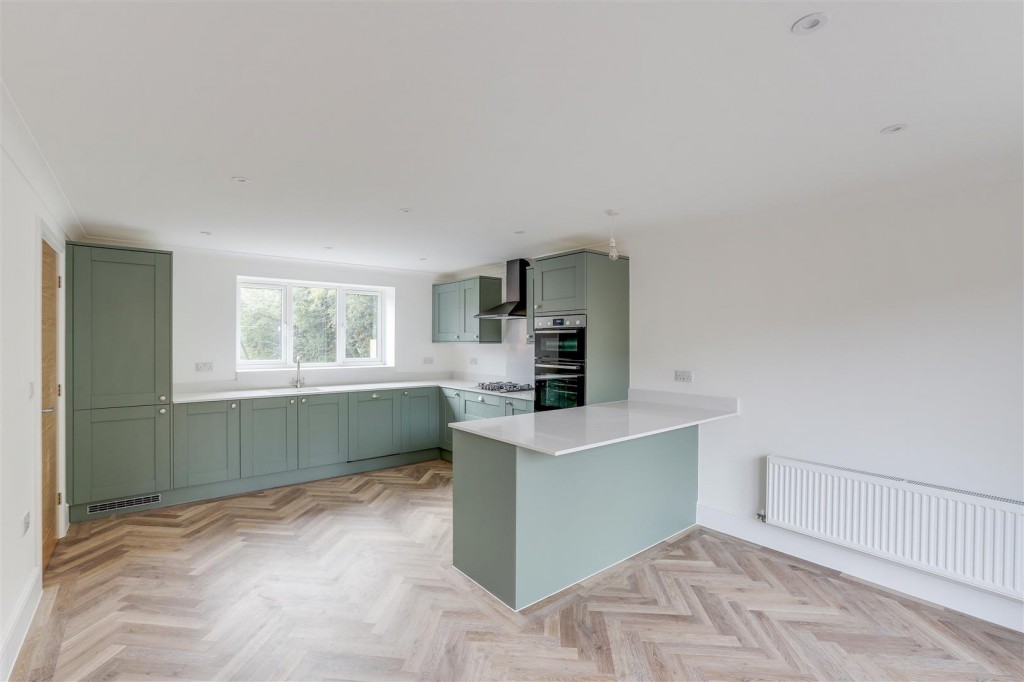 Meadow Croft Gardens, Hucknall, Nottingham