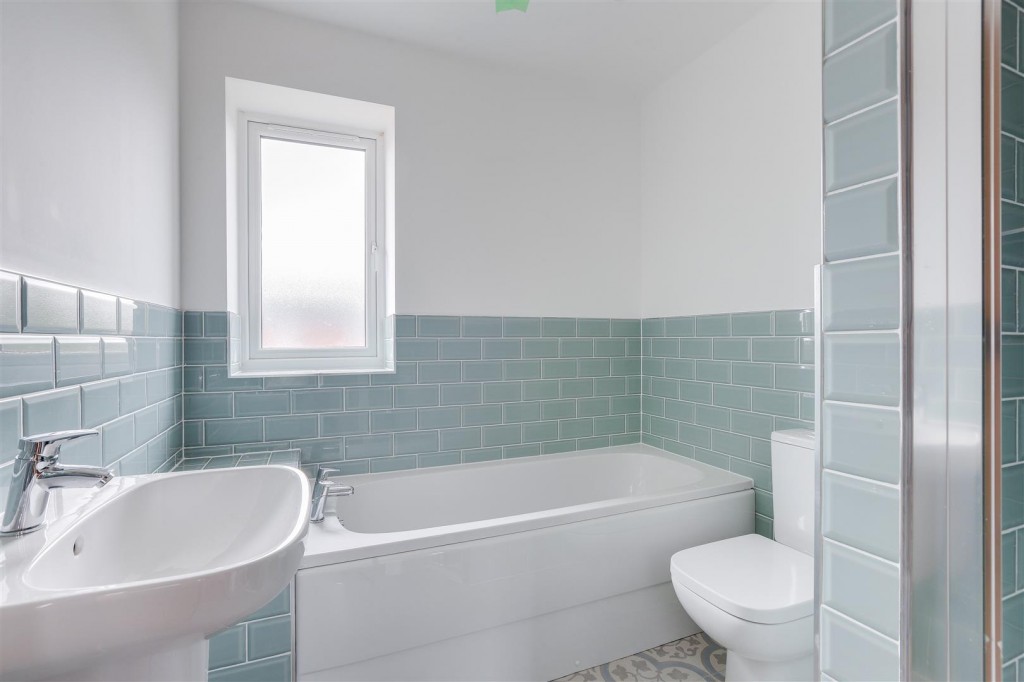 Meadow Croft Gardens, Hucknall, Nottingham