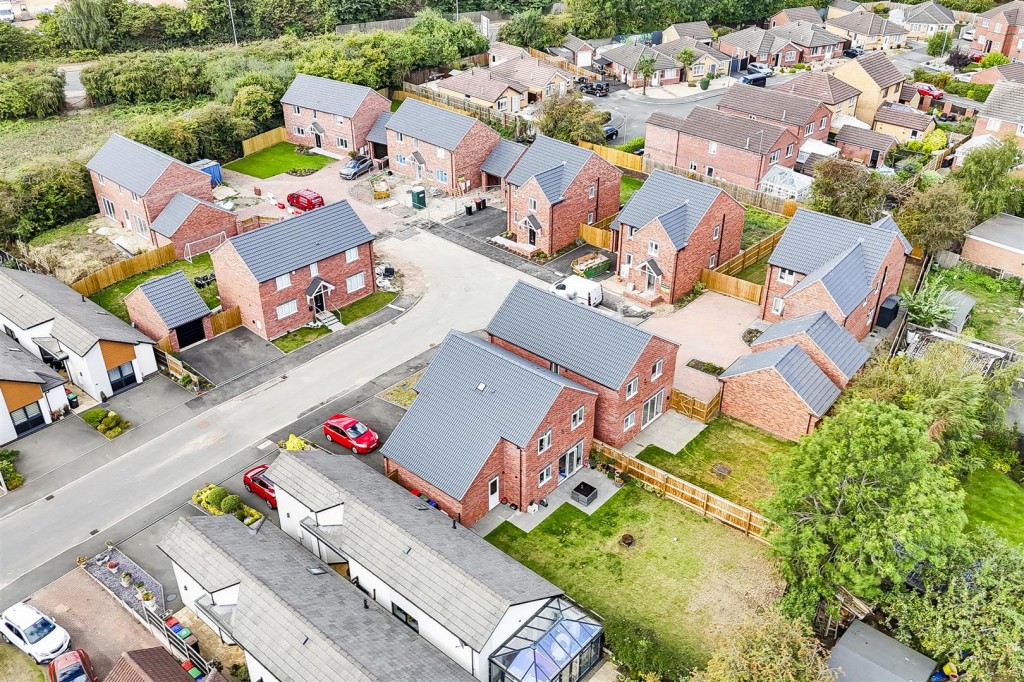 Meadow Croft Gardens, Hucknall, Nottingham