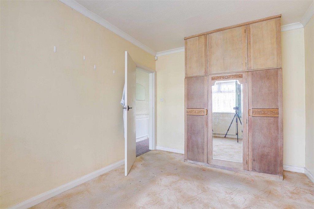 Whitby Crescent, Woodthorpe, Nottinghamshire, NG5 4NE